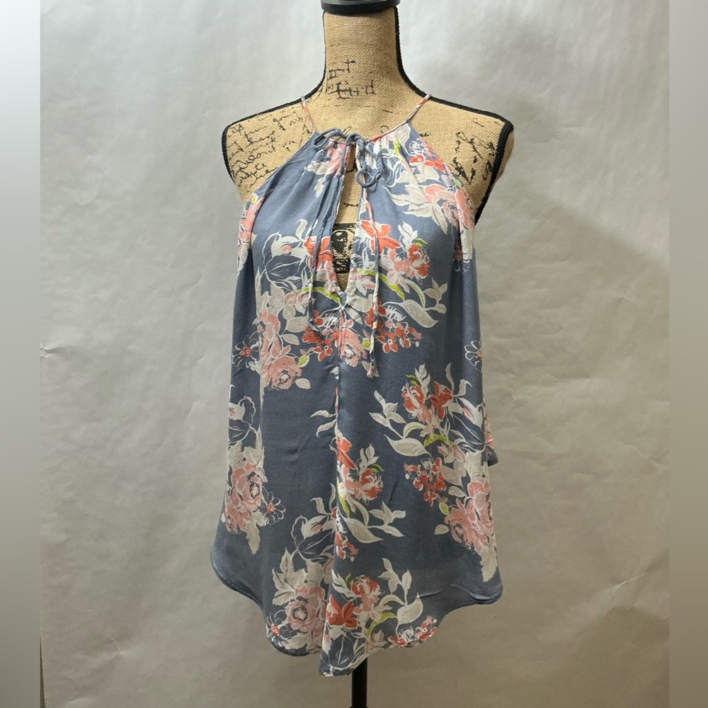 Floral flowing blouse !